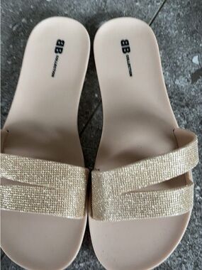 Comfortable Gold Slide Sandals for Women